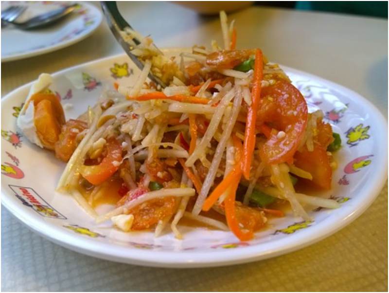 Som tam, makanan khas Thailand yang populer
