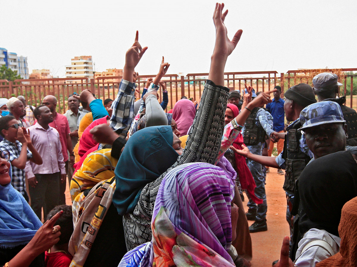 Sudan Bebas dari Daftar Sponsor Terorisme dengan Syarat