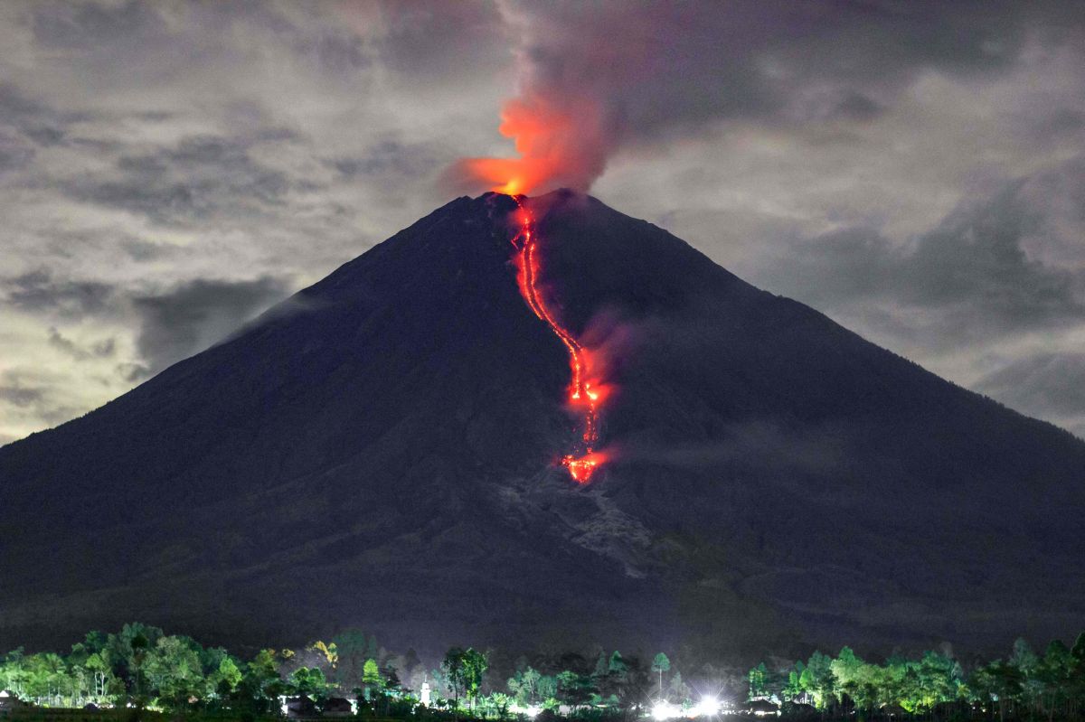 Volkanolog Letusan Gunung  Api Picu Pemanasan Global