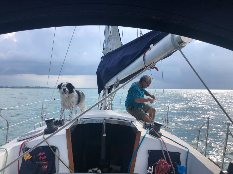 Suasana di atas Kapal Denok Bay dalam perjalanan dari Bangka-Jakarta. 