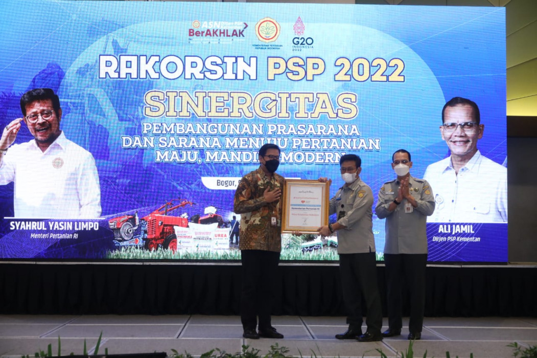 Rumah Zakat Berikan Kementan Happiness Awards 2022