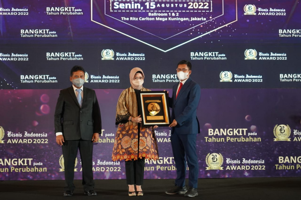 Pimpin Pasar Keuangan Syariah, BSI Raih Bisnis Indonesia Award 2022