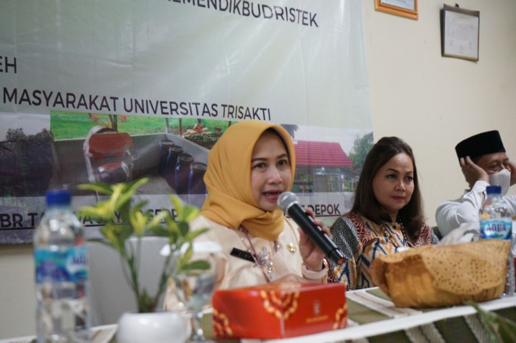 Universitas Trisakti Serahkan Reka Cipta Mini Plant Budi Daya Maggot ke Dinsos DKI 