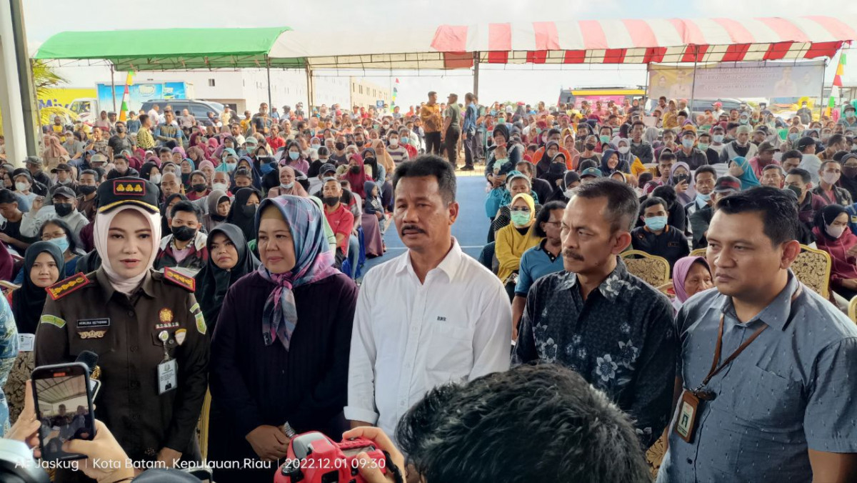 Pemko Batam Gandeng PT Pos Indonesia (Persero) Salurkan BLT Daerah 