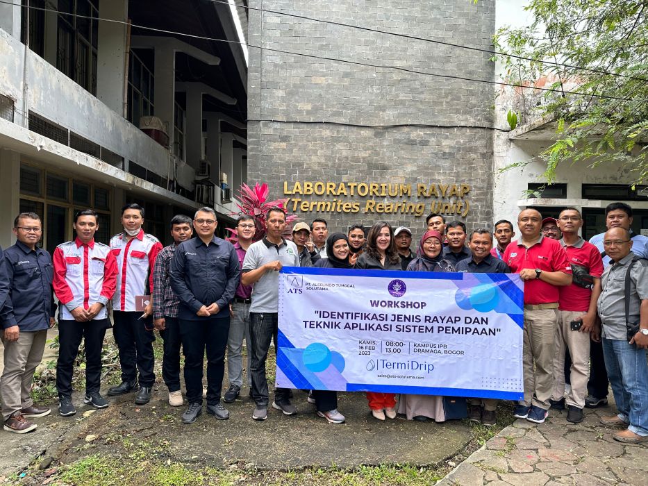 Workshop bertemakan identifikasi jenis rayap dan pengenalan teknologi pemipaan pengendalian rayap TermiDrip™ di Kampus IPB, Bogor.