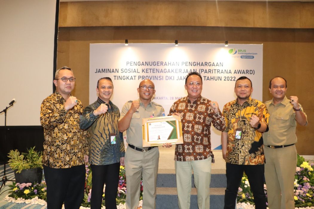 BPJS Ketenagakerjaan Kanwil DKI Jakarta bersama dengan Pemprov DKI Jakarta memberikan Penganugerahan Paritrana Award 2022 ini kepada pemerintah daerah dan badan usaha di Wilayah DKI Jakarta.