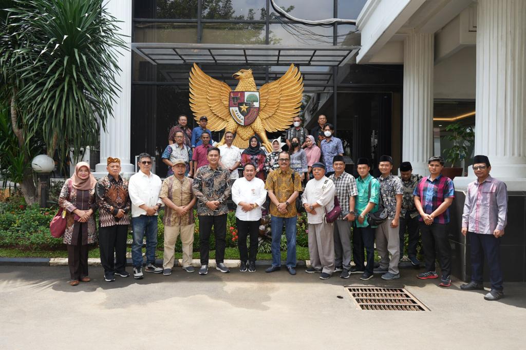Konsultasi Penyusunan Rancangan Peraturan Daerah (Raperda) tentang Pendidikan Pancasila dan Wawasan Kebangsaan Pemerintah Daerah Klaten di Jakarta, Jumat, (31/3).