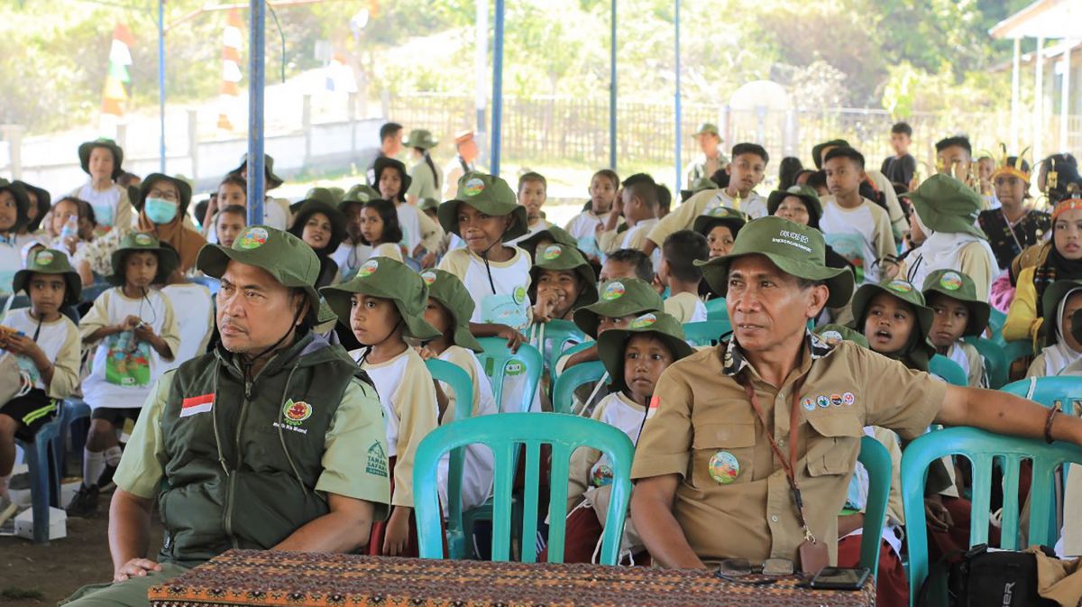 Road to HKAN 2023, Taman Safari Bogor Gandeng Smelting dan KLHK Gerakkan ‘Cintai Komodo’ ke Pelajar di Labuan Bajo
