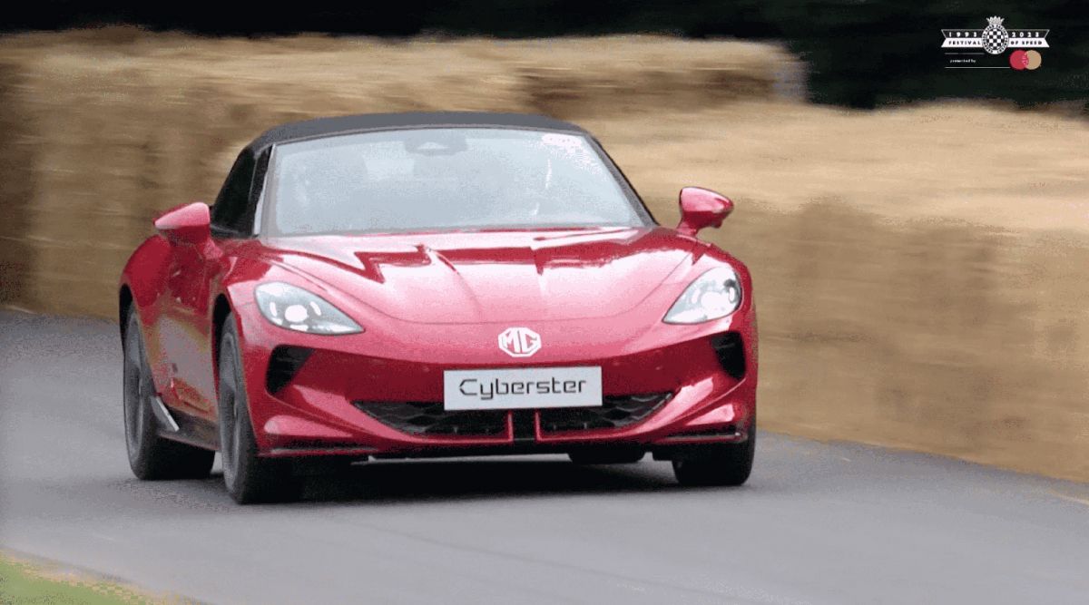 Mobil Balap Listrik MG Cyberster Unjuk Gigi di Goodwood Festival of Speed 