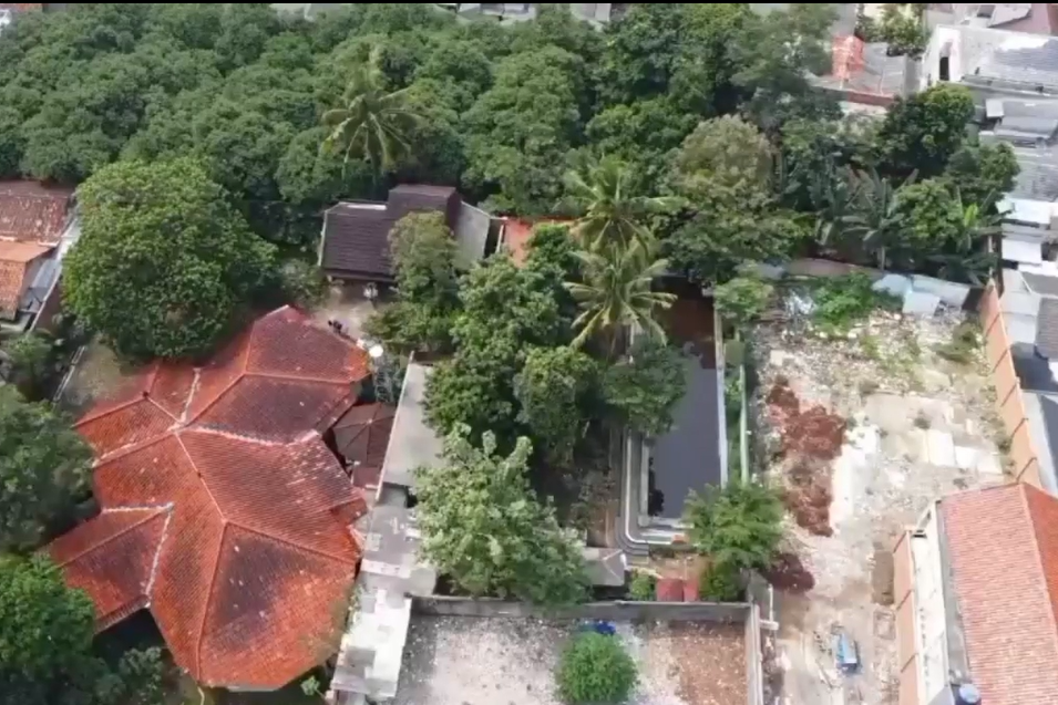 Pemandangan udara lahan milik Panji Gumilang. (Metro TV/Sidharta Aria Agung)