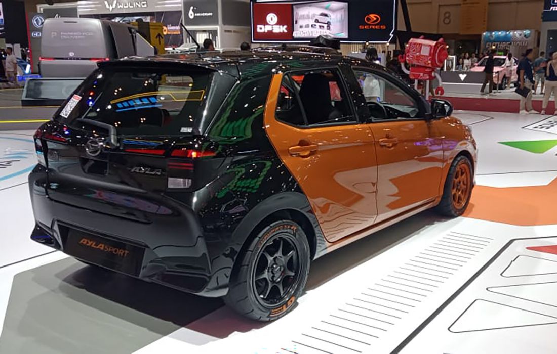 Daihatsu Hadirkan Ayla Sport dan Program Dress Up bagi Sahabat Muda Kreatif di GIIAS 2023