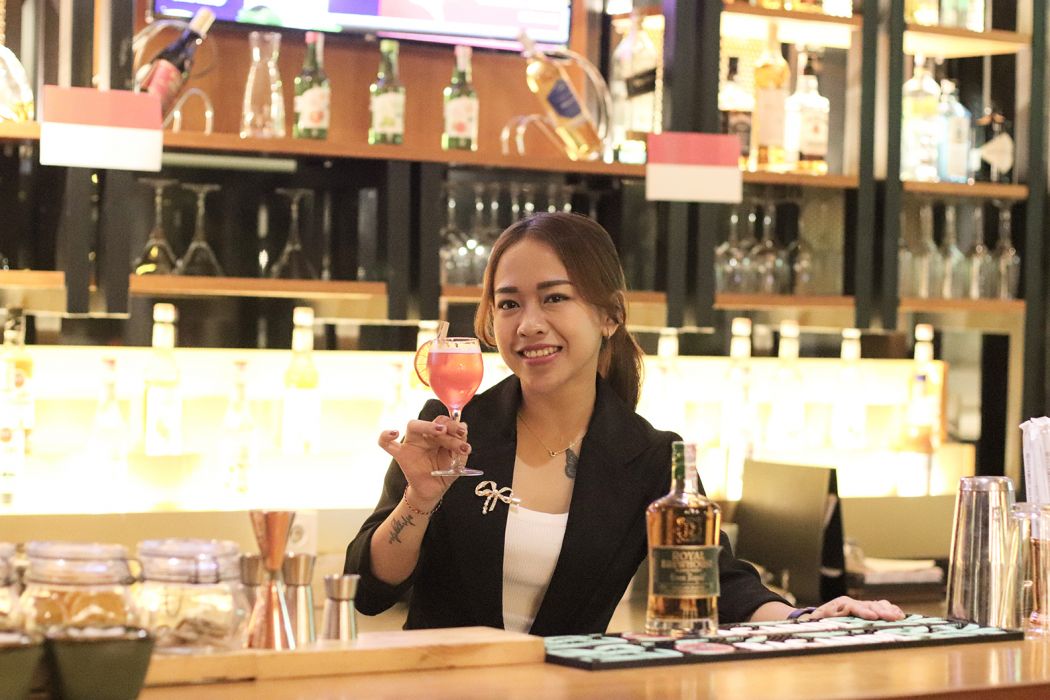 Aryaduta Kuta Bali Kembali Menggelar Bar Takeover di Henry's Grill & Bar