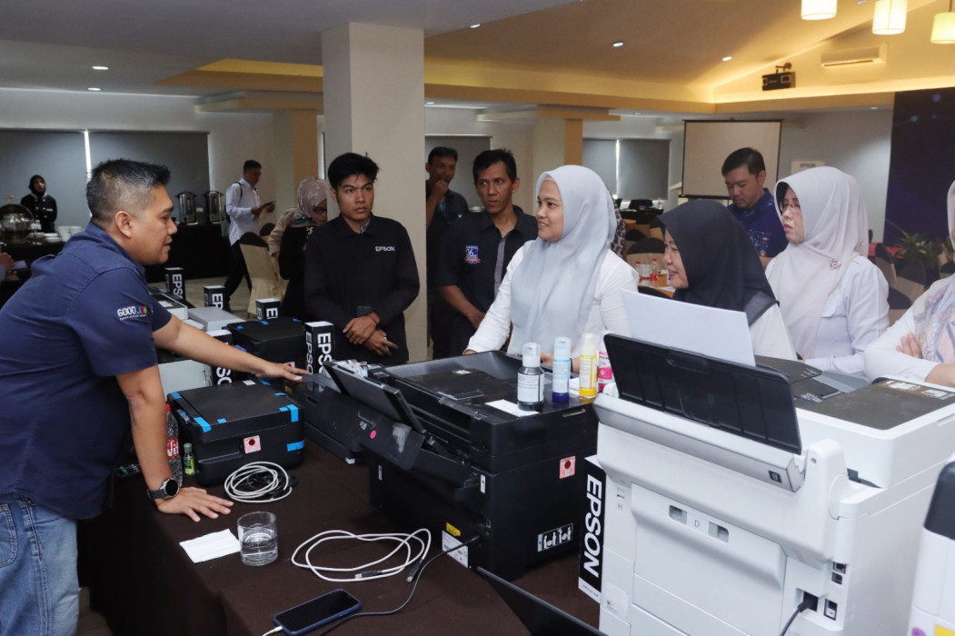 Epson Gelar Seminar Bisnis dan Teknologi The Tech Revolution di Bengkulu