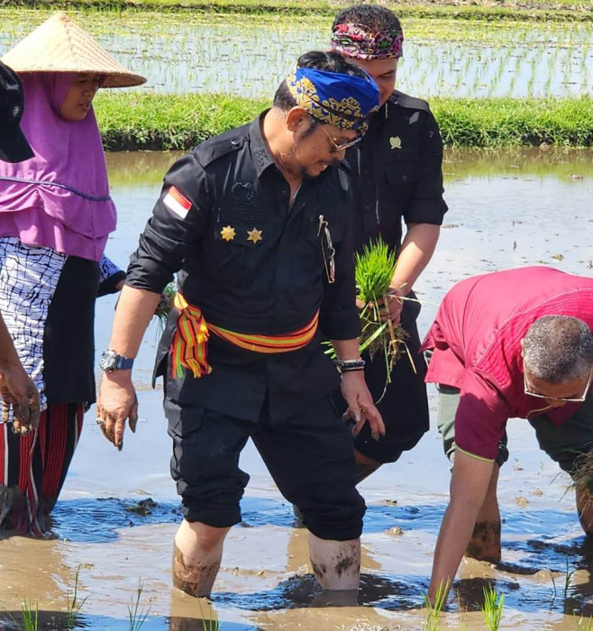 Kunjungan Kerja ke NTB, Mentan SYL: Kementan Siapkan Antisipasi Dampak El Nino 