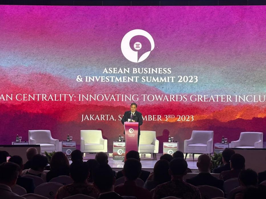 Menko Perekonomian Airlangga Hartarto dalam ASEAN Business and Investment Summit 2023 Plenary Session yang mengangkat tema “Aligning ASEAN’s Private Sector Priorities to the Global Agenda”, Minggu (3/9).