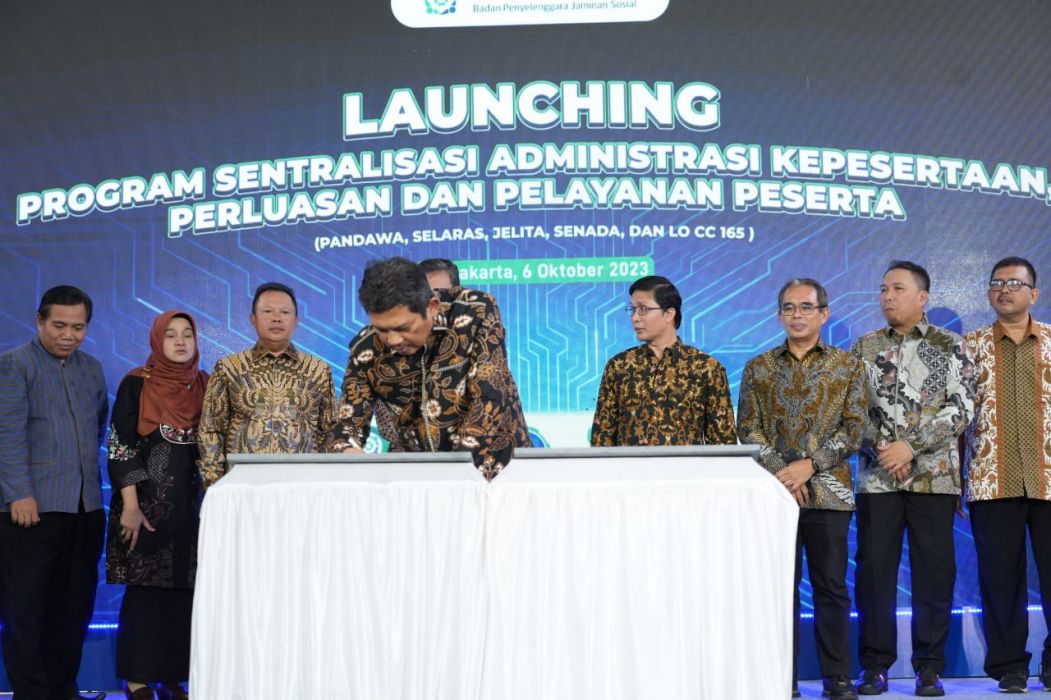 Acara Launching Program Sentralisasi Administrasi Kepesertaan serta perluasan peserta, BPJS Kesehatan di Jakarta, Jumat (6/10).