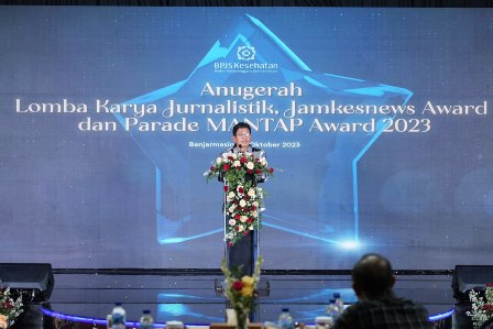 BPJS Kesehatan memberikan penghargaan kepada 20 jurnalis pemenang Lomba Karya Jurnalistik Tahun 2023, Selasa (31/10).
