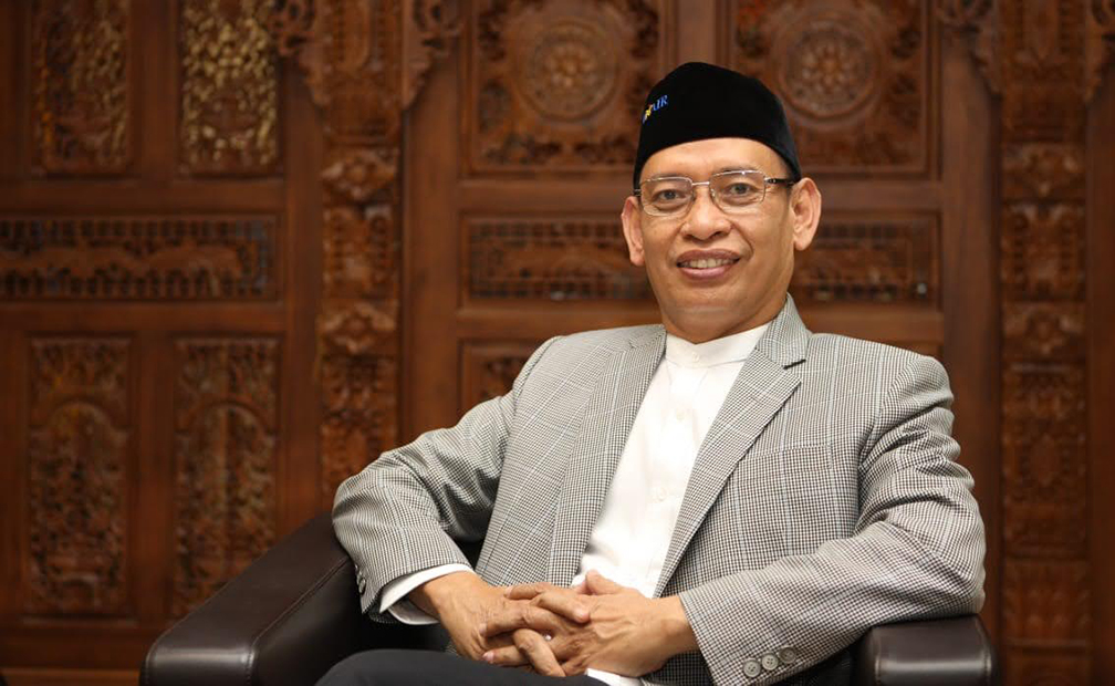  Rektor Universitas Airlangga Surabaya Prof Mohammad Nasih 