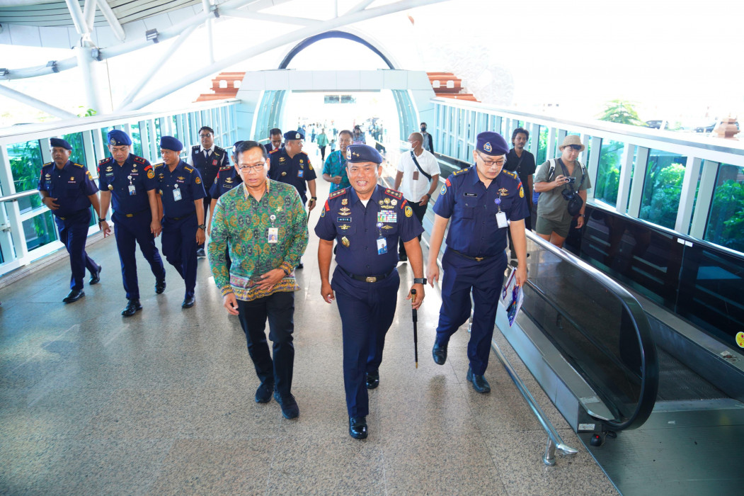 KKP Awasi Potensi Penyelundupan Benih Lobster di Bandara Ngurah Rai