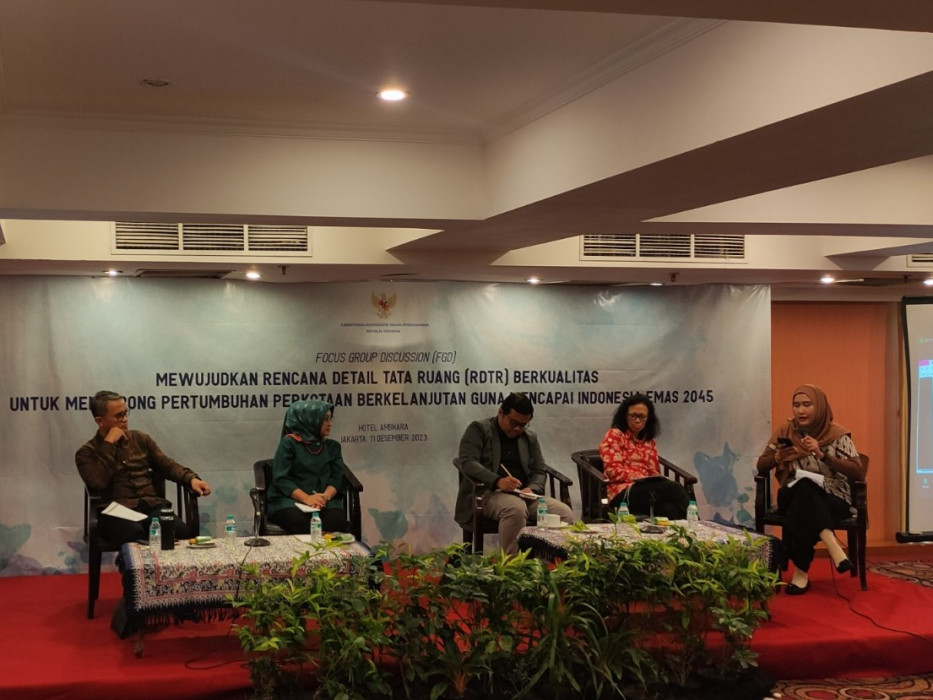 Acara FGD bertema “Mewujudkan Rencana Detail Tata Ruang (RDTR) Berkualitas untuk Mendorong Pertumbuhan Perkotaan Berkelanjutan Guna Mencapai Indonesia Emas 2045” di Jakarta, Senin (11/12).