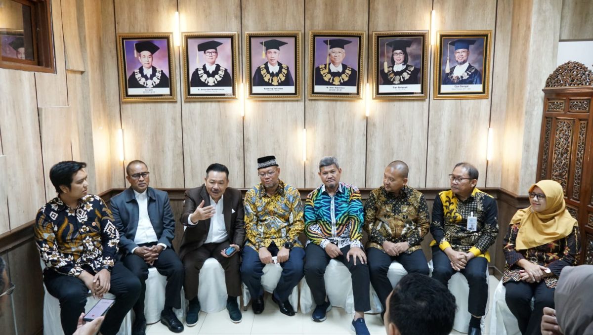 Universitas Terbuka (UT) Perluas Kemitraan dan Launching Pendidikan Khusus Profesi Advokat