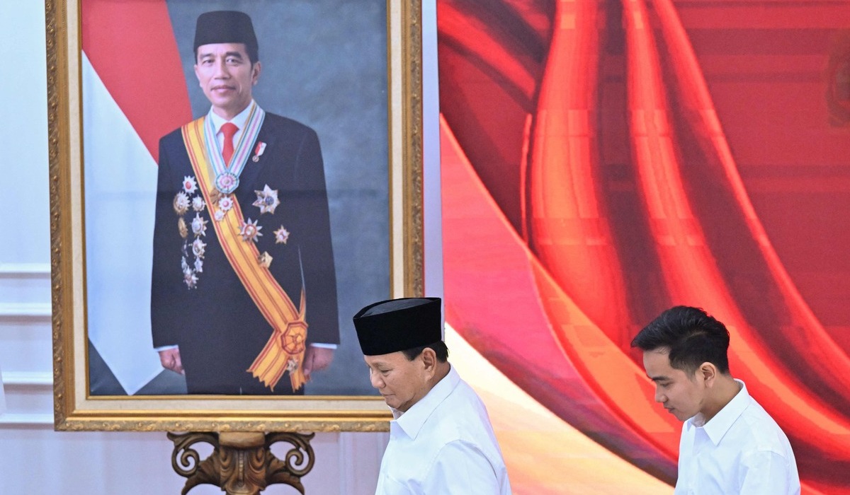 Prabowo Subianto dan Gibran Rakabuming Raka, di Istana Negara, Jakarta, 24 April 2024.