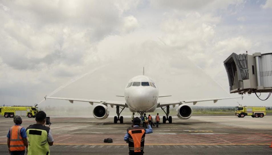 Jet pesawat indonesia air super Syarat Penerbangan
