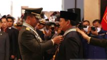 Prabowo Dapat 4 Bintang Kehormatan dari TNI