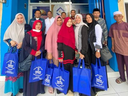 Antusias Ibadah Umrah Bangkit, Takzia Travel Buka Kantor Perwakilan di Ciamis