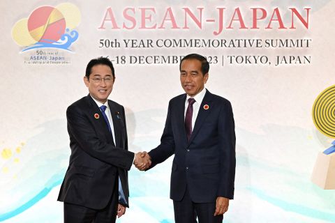 Jokowi dan PM Jepang Kishida Bahas Perubahan Protokol IJEPA