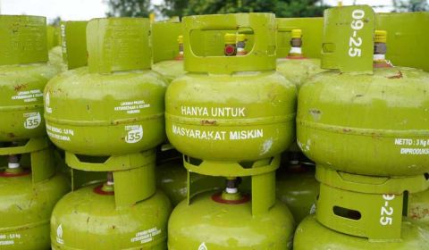 Tumpukan gas LPG 3 kilogram bersubsidi