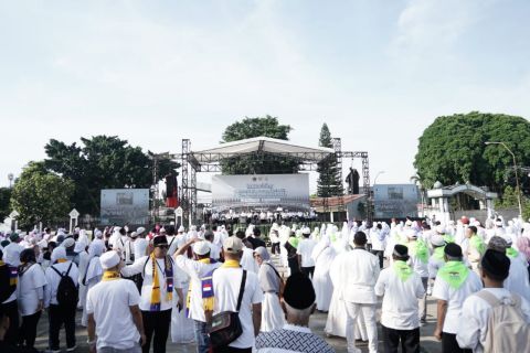 Jaga Kebugaran Jemaah, Kemenag Launching Gerakan Senam Haji Indonesia