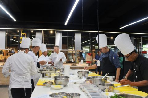 Windstar Cruises Gelar Kompetisi Kuliner untuk Jaring Chef Terbaik di Indonesia 