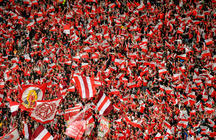 Pendukung Bayern Diminta Waspadai Covid-19 di Piala Super Eropa