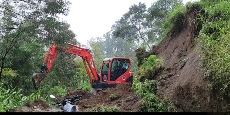 Jalur Evakuasi KRB III Merapi di Bakalan Selo Tertutup Longsor