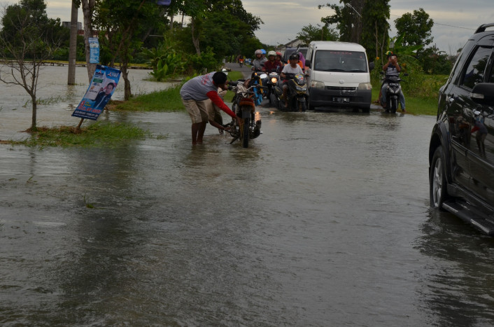Luapan Anak Sungai Bengawan Solo Banjiri Dua Kecamatan