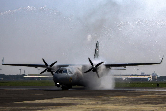 Indonesia Serahkan Pesawat Buatan PTDI ke Angkatan Udara Senegal