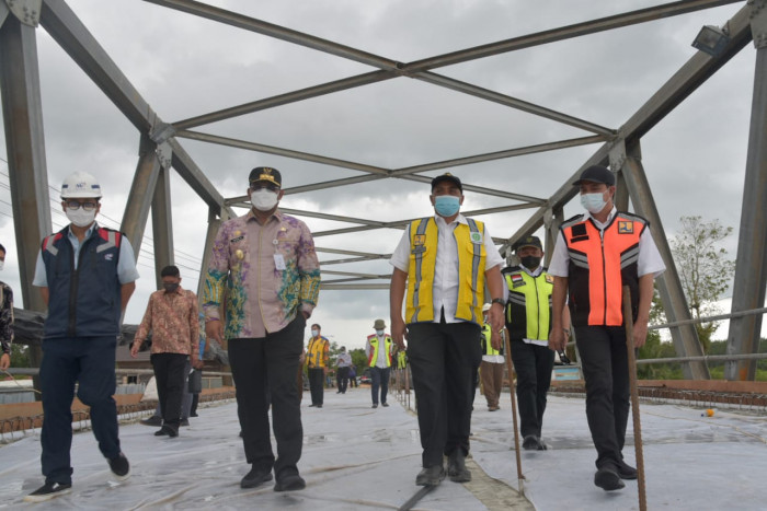 Jembatan Astambul Penghubung Trans Kalimantan Hampir Rampung