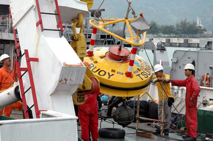 Buoy BPPT Merespons Pasca-Gempa Enggano dan Sumur Banten 