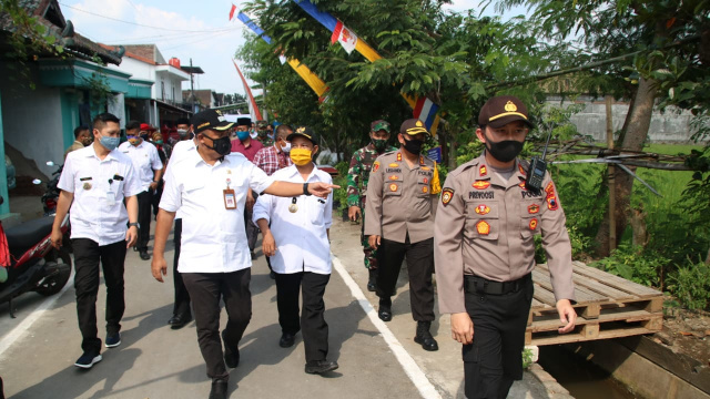 Bupati Karanganyar Tagih Bantuan Vaksin Covid dari Pusat