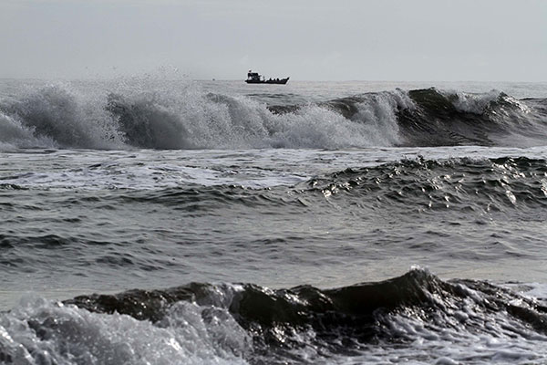 BMKG: Waspada Gelombang Tinggi di Perairan RI Dua Hari Kedepan