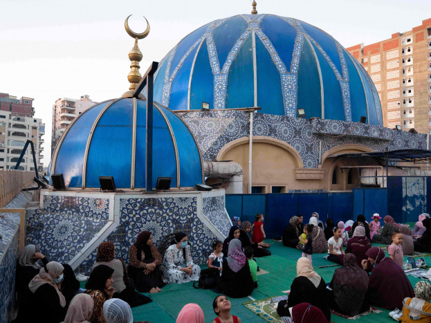 Mesir Bersihkan Masjid dari Buku Salafi dan Ikhwanul Muslimin
