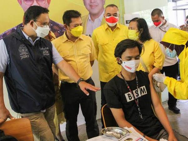 Golkar Jakarta Sasar Vaksinasi bagi 6.000 Warga dan Siswa 