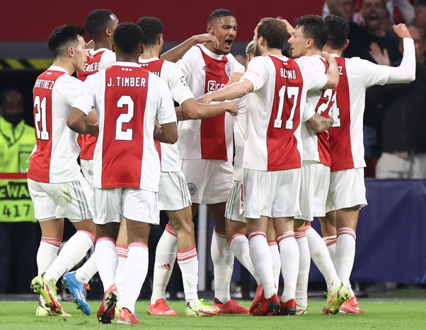 Ajax Raih Kemenangan Saat Jamu Besiktas