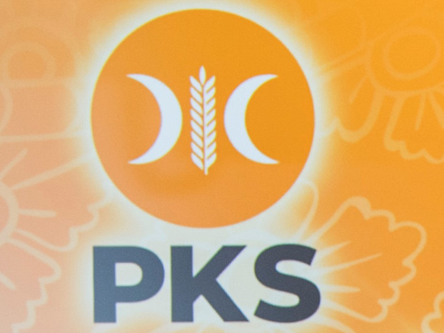 PKS: Amendemen UUD Ramai di Luar MPR