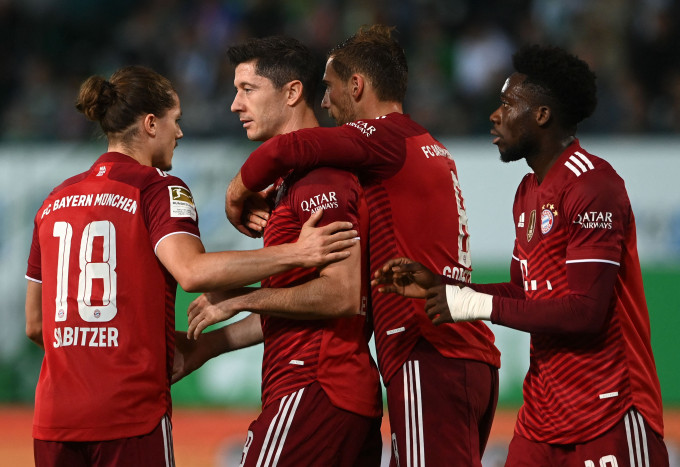 Meski Bermain dengan 10 Pemain, Bayern Tekuk Fuerth