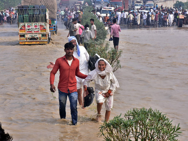 Perubahan Iklim Dituding sebagai Penyebab Banjir India dan Nepal 