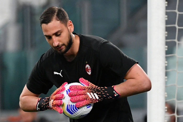 Media Italia Kecam Tifosi Yang Cemooh Donnarumma