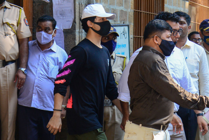 Pengadilan Mumbai Tolak Permohonan Jaminan Anak Shah Rukh Khan 