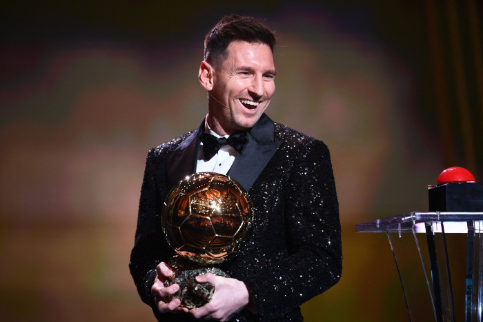 Messi Menangkan Ballon d'Or untuk Ketujuh Kalinya